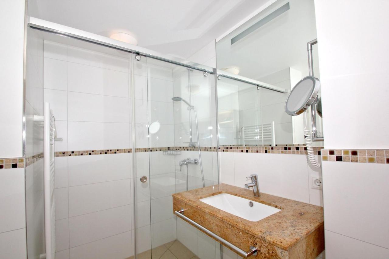 Strandnahe Fewo Mit Balkon, Gratis Nutzung Vom Ahoi Erlebnisbad Und Sauna In Sellin - Rex Rugia Fewo 14-6 Lobbe Εξωτερικό φωτογραφία